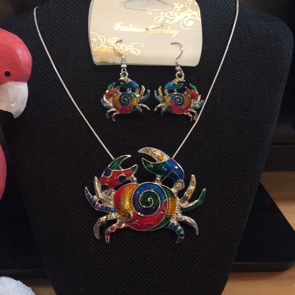 NEW. Silver & Enamel Necklace & Earrings